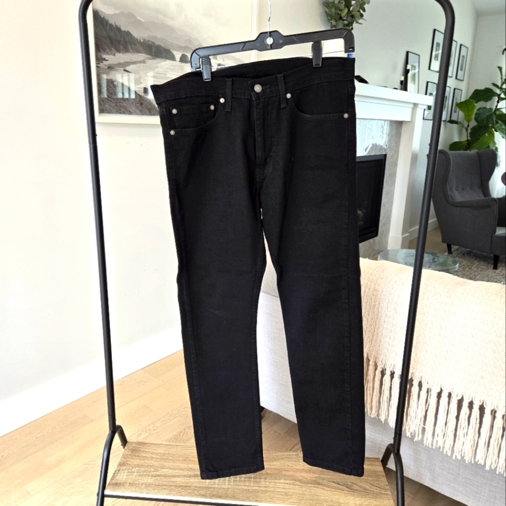 Levi 510 Black denim pants  34/30